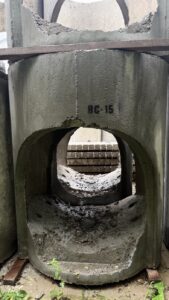 Колодец ВС-15 с лотковой частью и отверстием под трубу
